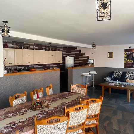 Willa Casa Raraului Kimpulung Mołdawski Zewnętrze zdjęcie