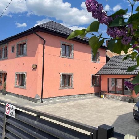 Willa Casa Raraului Kimpulung Mołdawski Zewnętrze zdjęcie